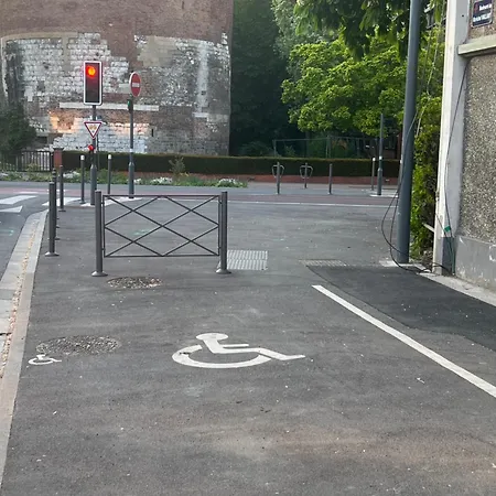 Au Zen'hit 10 Centre Grand Palais * ليل